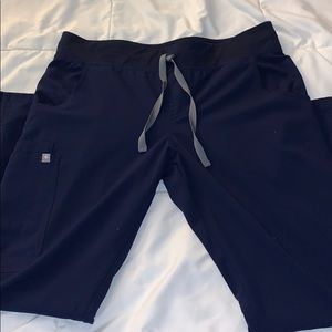 FIGS women’s medium petite scrub bottoms